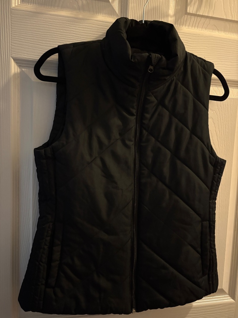 New York & Company Black Quilted Sleeveless Vest